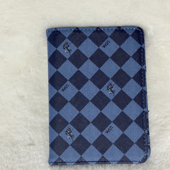 NEW USPA Blue Diamond Passport Case - Picture 6 of 9